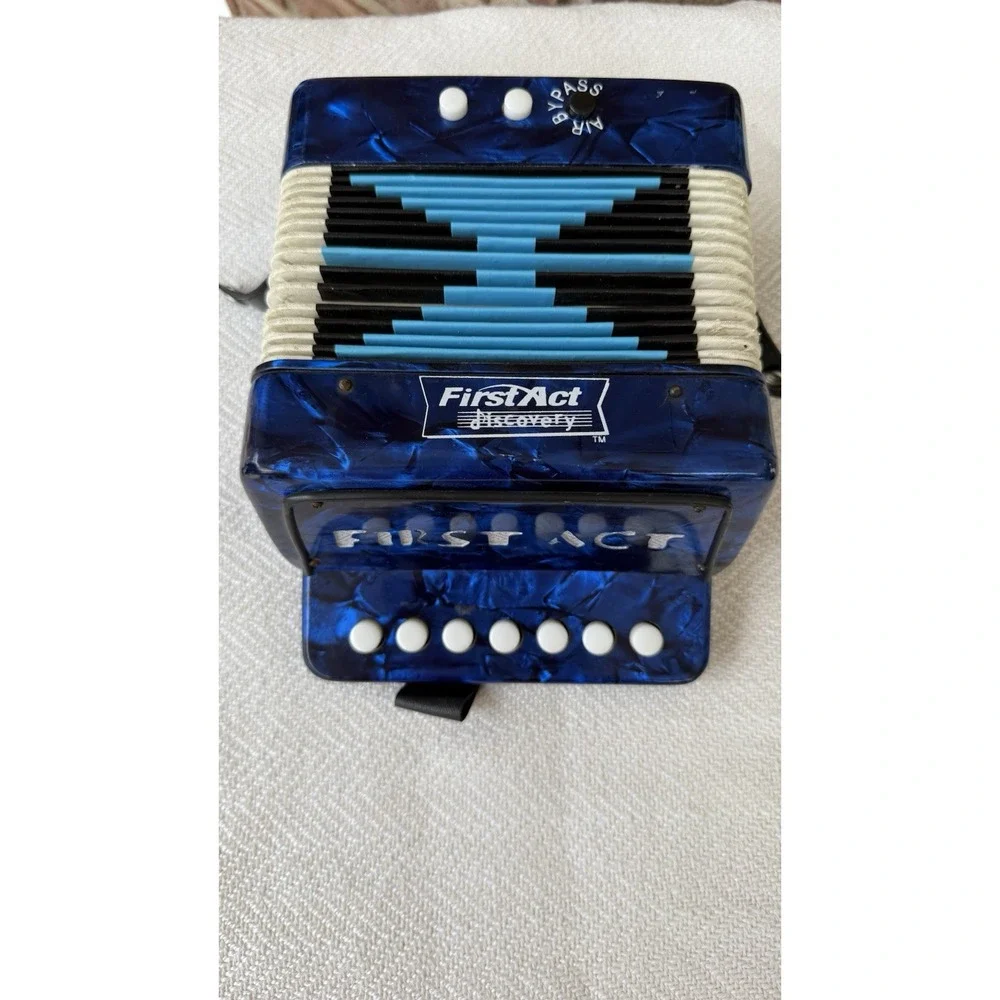 Vintage First Act Discovery Children Blue Accordion Good Condition Great Sound
